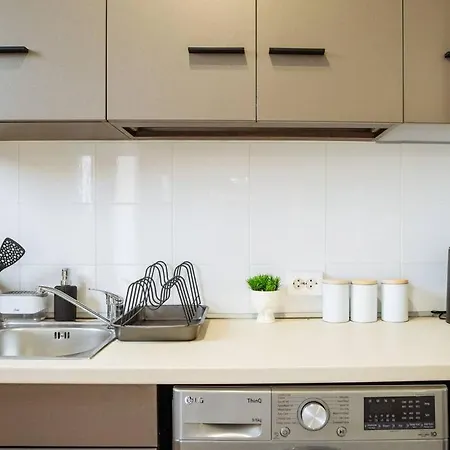 Angel - Old Town Centre *