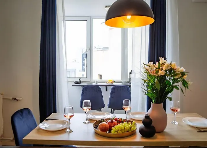 Lejlighed Angel - Old Town Centre I Cheap Carpark Nearby I Balcony *