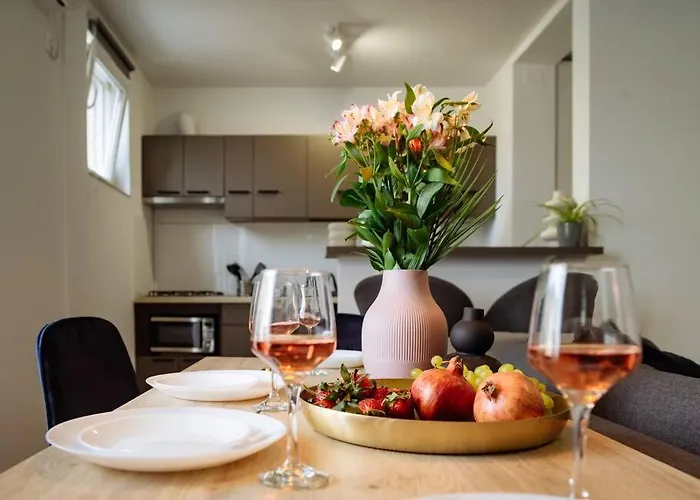 Apartment Angel - Old Town Centre *