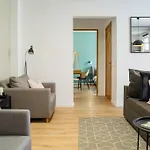 Apartman Angel - Old Town Centre I Cheap Carpark Nearby I Balcony Bukarest