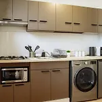 Apartman Angel - Old Town Centre I Cheap Carpark Nearby I Balcony Bukarest