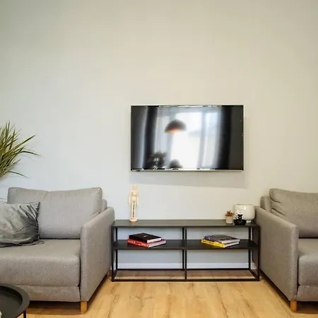 Appartamento Angel - Old Town Centre I Cheap Carpark Nearby I Balcony *